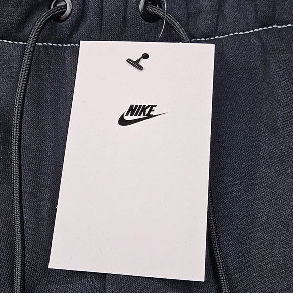 Nike Joggers Women's Black Standard Fit DR6197-010 - Picture 3 of 5